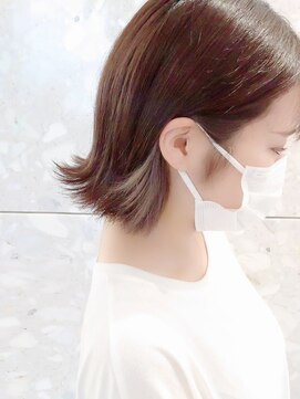 ヴィラ 川西店(Villa) 20代30代40代大人可愛いベージュインナーカラー外ハネボブ