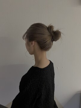 シアー(siar) ホワイトベージュ