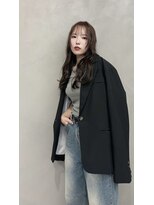 ニジュウサンド(23°)&nbsp;【23°伊藤星羅】韓国ヘア　ウェーブ巻きカジュアルモード