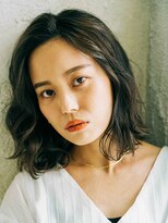 スタリー(Starry)&nbsp;無造作ミディアムウェーブ/20代/30代/40代/ハレマチ