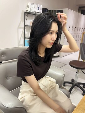 ルッカヨドヤバシ(RUCCA yodoyabashi) レイヤーカット[肥後橋/本町]