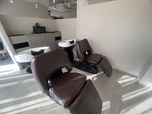 パプス ド コワフュール 川西能勢口店(Pap's de coiffeur)の雰囲気（シャンプー口コミ高評価♪フルフラットシャンプーで夢ここちtime）