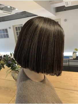 シェーン 仙台駅広瀬通店(schon) 脱白髪染めハイライト