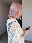 ブリーチ ハイトーン ピンクカラー 切りっぱなしボブ 20代