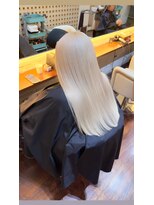 テト(tet)&nbsp;ホワイトベージュカラー