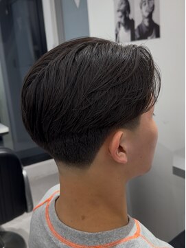 グルーマーズクレッジ 渋谷店(GROOMER/S CREDGE) men's/メンズ/フェザーパーマ/サーフカール/スペインカール/渋谷