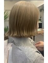 エイティヘア(Eighty hair)&nbsp;ハイトーン×切りっぱ外ハネボブ
