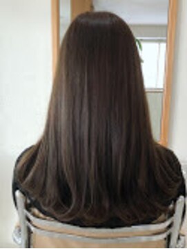 ギグル(giggle) ナチュラルグレージュヘアー