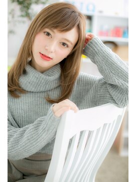 ミック ヘアアンドビューティー 大山店(miq  Hair&Beauty) うる艶髪で流れるレイヤー斜めバングエアストレートc1