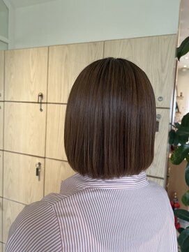 アドラーブル けやき通り店(adorable) 30代40代大人かわいい潤艶髪ストレートショートボブベージュ