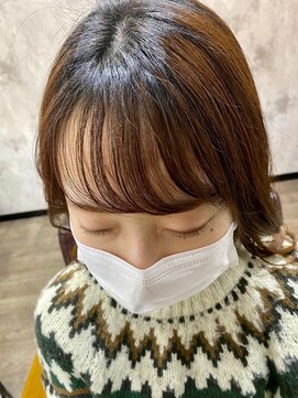 アトリエナガノ(atelier nagano) ニュアンスカラー/センターパート/ツヤ髪スタイル/ブルージュ