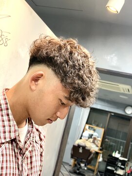 ワールドシップコウベ(WORLD SHIP KOBE) スペインカール