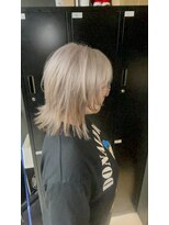 アンジェ(Ange)&nbsp;ボブウルフ×シルバーベージュ