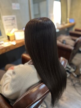 スローネ(THRONE) 髪質改善酸性ストレートで艶髪／20代30代40代／新宿