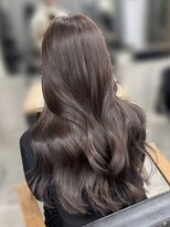 アリュウル 表参道 青山(Allure)&nbsp;チョコレートグレージュ×レイヤーカット　佐藤