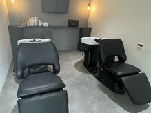 ウルー(uru)の雰囲気(フラットになるシャンプー台でリラックス出来ます。)