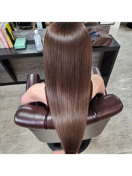 サロンアンドスパ ピュア 坂戸店(salon&spaPURE) 極上の艶髪ストレート|髪質改善縮毛矯正