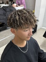 ジレス(Jiles)&nbsp;【ツイストスパイラル】【ホワイトメッシュ】【メンズパーマ】