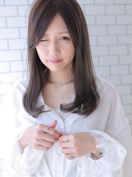 アグ ヘアー ミーア 高円寺店(Agu hair mire) ☆センターパートが上品さを演出するセミロングヘア☆