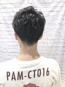 ミーティア バイ クアトロ(Meteor By QUATRO) メンズにこの季節人気なさっぱり系アップバング