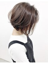 リヴ オオサカ(LIV OSAKA)&nbsp;【 LIV OSAKA 】レイヤーボブ_イルミナカラー