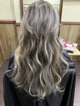 ディー エメ(D-aimer-) プラチナグレー　ベリショからシールエクステ９０本