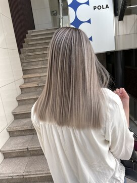 ジゼル(gisele) (小山)バレイヤージュ