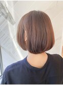 オトナ女子ツヤ髪アッシュカラーふんわりミディシースルーバング