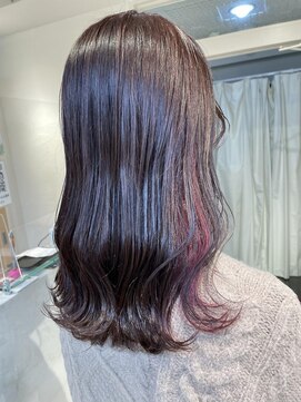 テトラ バイ ネオリーブ 横浜西口店(tetra by neolive) 横浜★大人気のレッドインナーカラー