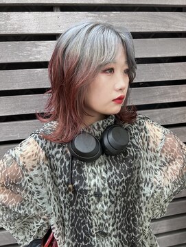 ヘアー アレス(hair ales) レッドグラデーション シルバーカラー ルーツカラー レイヤー