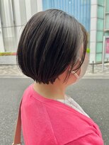 オーガニック アトリエ 大宮(organic+atelier)&nbsp;20代30代40代前下がりストレート小顔補正立体カット