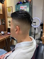 フォーコーナーズ(Four Corners)&nbsp;フェードカット