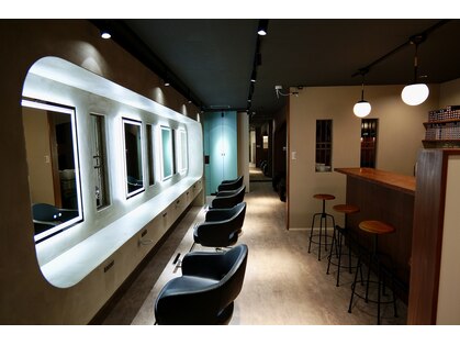レヴリ(REVRY)の写真