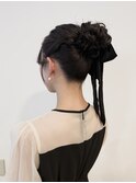 ゆるふわな高めお団子ヘアアレンジ
