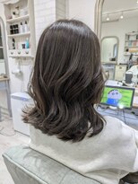 アウリイバイイルヘアー(Aulii by illu hair) ミディアム×くびれヘアで大人可愛いブルーベージュ◇