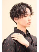 リップスヘアー 千葉(LIPPS hair)&nbsp;ツーブロック前下がり波打ちツイストスパイラルセンターパート