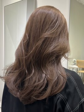 ノイ(noi) 顔周りレイヤーカットグレージュカラーくびれボブベージュカラー