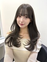 ヴィオットバイサロン(Viot by Salon)&nbsp;20代レイヤーオリーブグレージュ暗めカラーデザインカラー