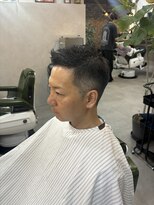 オールマンバーバーショップ 流山おおたかの森(Allman Barbershop)&nbsp;リバースセンターパート/ニュアンスパーマ/ダウンバング/流山