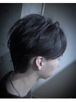 ロックス バイ マグ 松本(rocks BY MAG)&nbsp;ニュアンスパーマで爽やかセンターパート×マッシュヘア