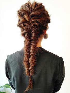 ファム ヘアーデザイン(fam hair design) 【fam】アレンジNo4