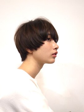 ピープル(people) 〔people〕外国人風マッシュショート