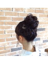 ハイジ(hairsalon Hyge)&nbsp;編み込み+ふんわりお団子