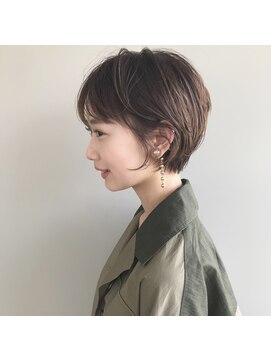 シロ(ciLo) ナチュラルなショート。