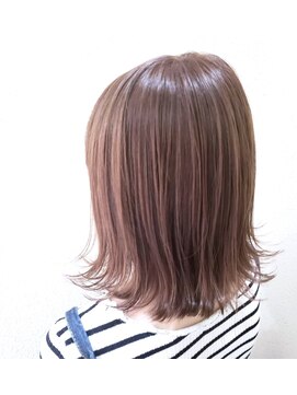 イリス バイ アルティナ 武蔵小杉店(Iris by artina) 外ハネロブ×フォギーベージュ 【Iris武蔵小杉】