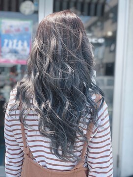 ベローチェ エモさ全開 ハイライト×ローライトでバイオレットアッシュ