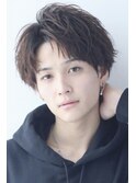刈り上げマッシュコンマアップバングリバース