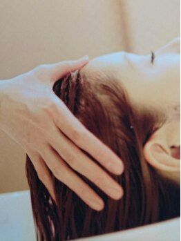 ウォームス(warmth)の写真/リピーター多数!セラピスト経験豊富な女性スタイリストによる極上ヘッドスパ◇心まで癒す至福の時間を◎