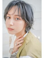 シェリア(Shelia) グレイアッシュ_束感ショート_ブルーグレージュ1