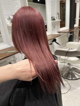トルシュ ヘアーワークス(TORChe Hair Works) ピンク系ハイトーン